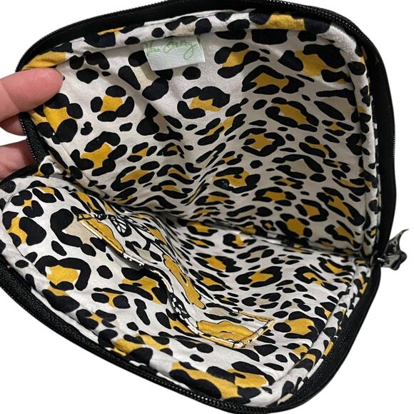 Vera Bradley Go Wild Kindle Case Animal Print Floral Quilted Holder Tablet iPad - Picture 4 of 7